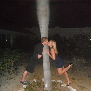 Meet your Posher, Corrie